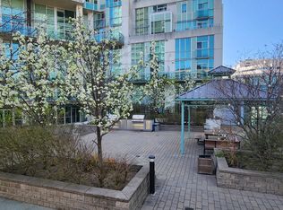 3939 Duke Of York Blvd #701, Mississauga, ON L5B 4N2