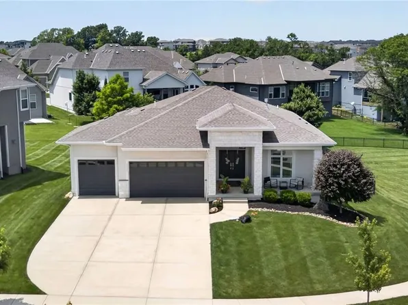 12000 W 184th St, Overland Park, KS 66013