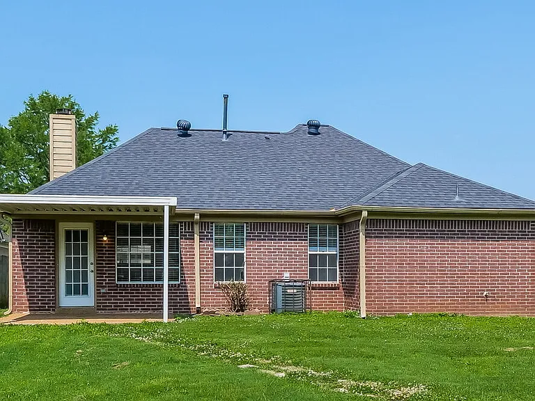 3846 Walden Meadow Dr — Photo 16