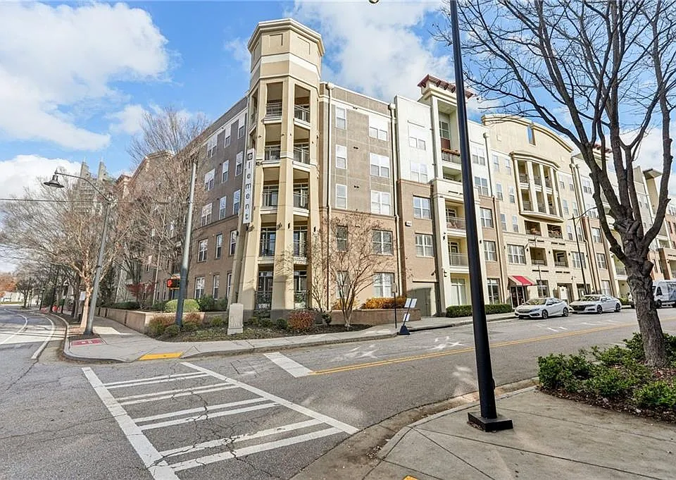 390 17th St NW #5014
