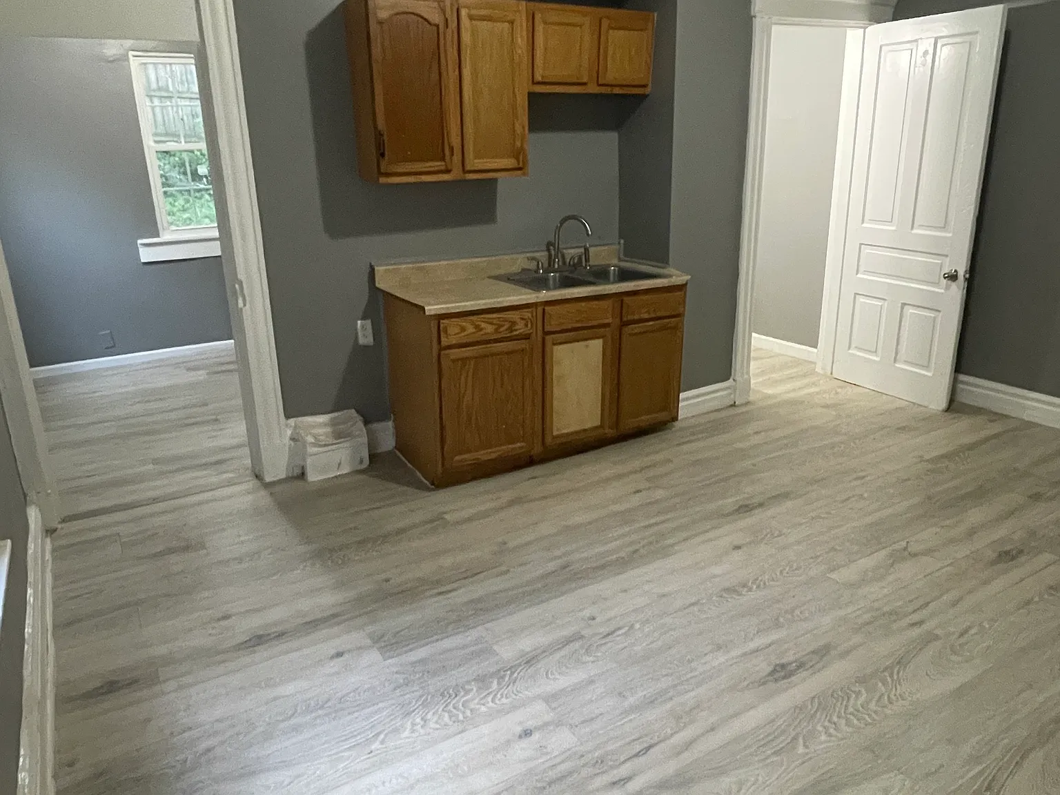 2 bed, $1,150 — Photo 3