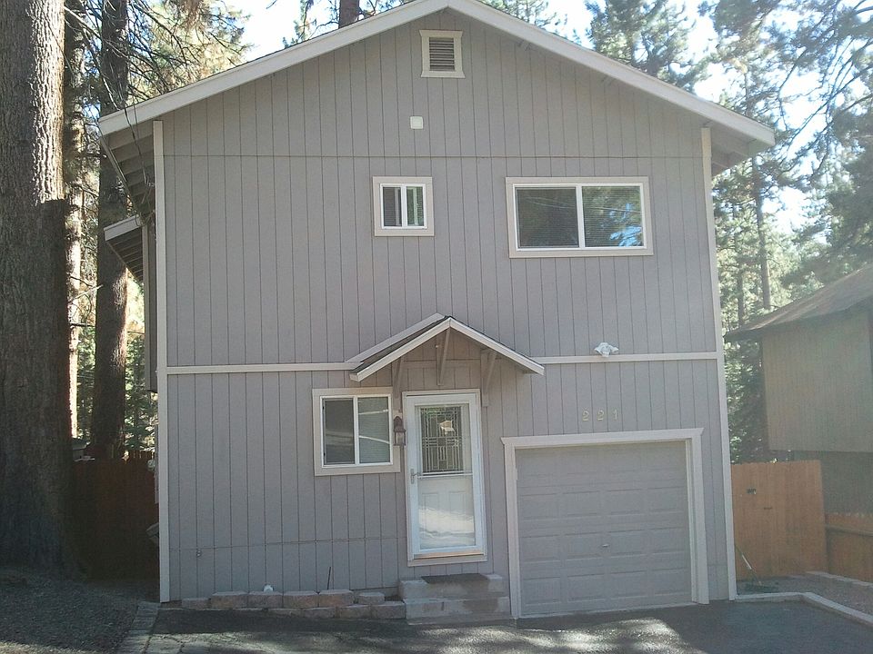 2nd image of 221 Lyons Ave