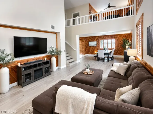 6228 Autumn Creek Dr, Las Vegas, NV 89130