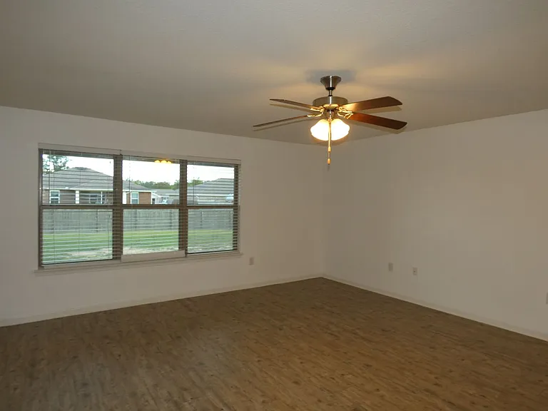 4719 Perception Cir — Photo 5