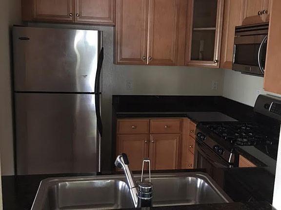 4th image of 5046 Los Morros Way Unit 88