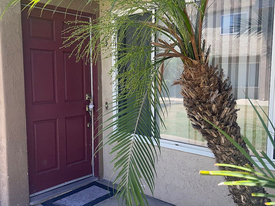 1st image of 315 S Mollison Ave Unit 3