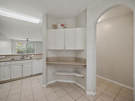 5th image of 3425 Sonoma Drive