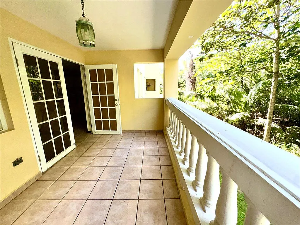 2 bed, 2.0 bath, 1183 sqft, $1,800 — Photo 1