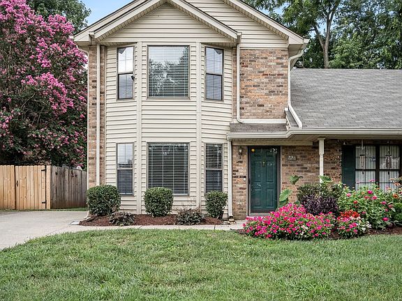 5th image of 228 Hillside Ct