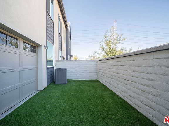 3rd image of 3865 S Oasis Paseo Unit 77
