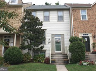 12664 Marcum Ct, Fairfax, VA 22033