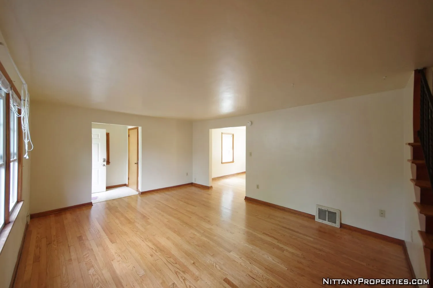 3 bed, 1.5 bath, 1300 sqft, $2,750 — Photo 4