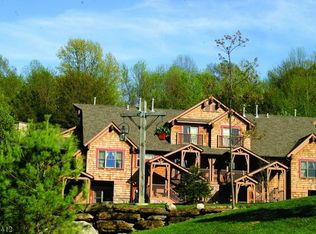 10 Pine St #21, Vernon, NJ 07462
