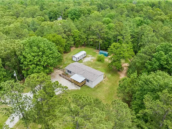 7 Pinecrest Dr, Seale, AL 36875