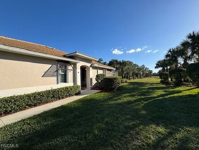 10700 Cetrella Dr — Photo 21