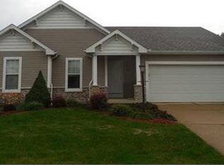 33827 Woodmont Ridge Dr, New Carlisle, IN 46552