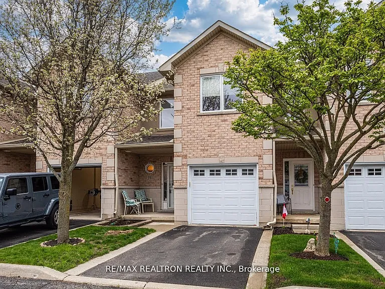 81 Valridge Dr #35 — Photo 2
