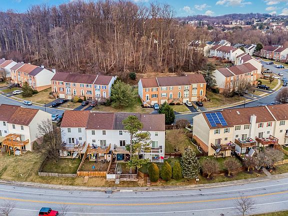 4th image of 900 Buckland Pl
