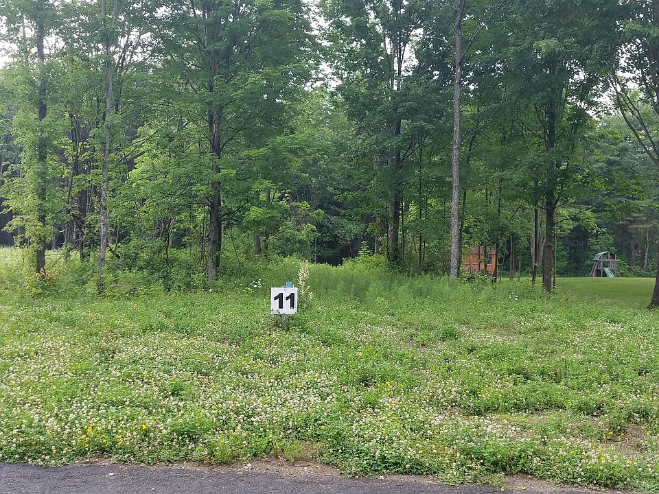 60 ft  access from  street