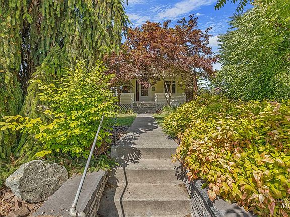 5th image of 928 3rd St