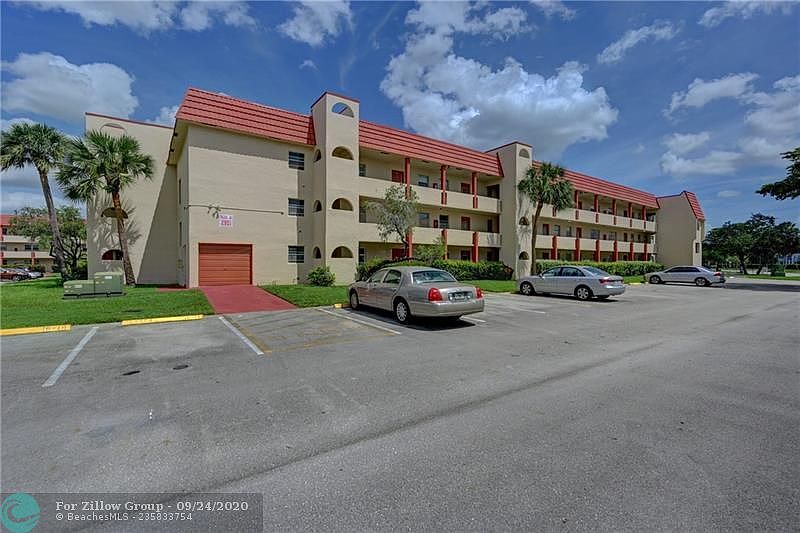 1st image of 2951 E Sunrise Lakes Dr #110