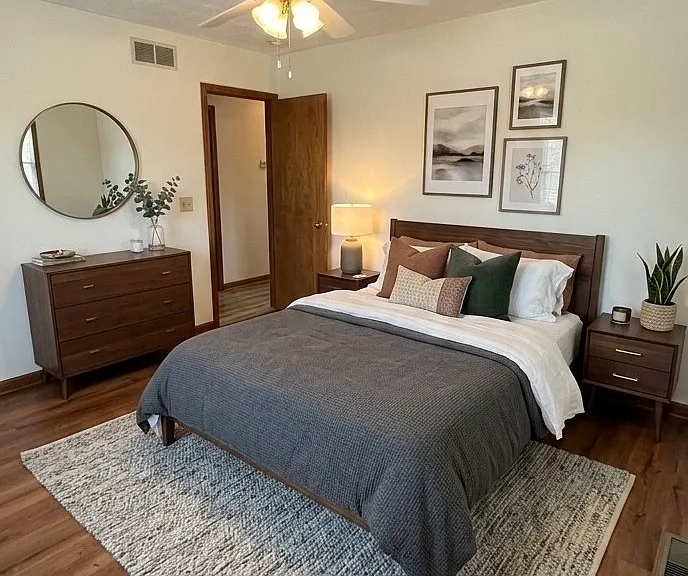 1276 N Forest Dr — Photo 15