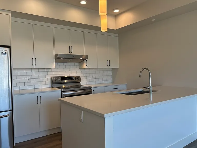 1215 Saint Paul St #503 — Photo 13