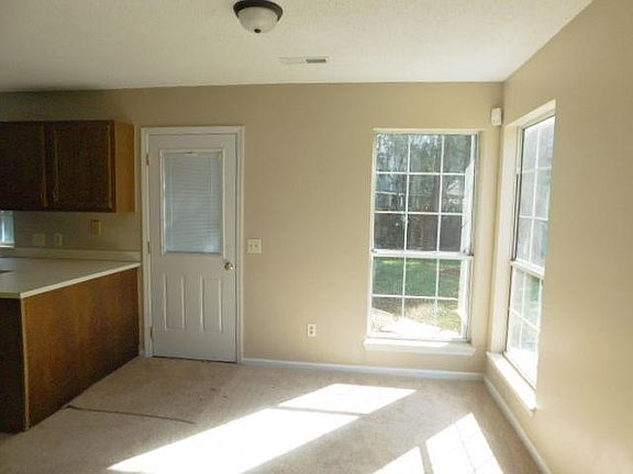 5th image of 350 Parish Parc Dr