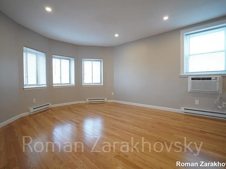 1198 Commonwealth Ave #6 — Photo 6
