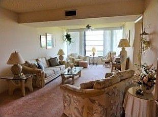 5th image of 1508 Whitehall Dr APT 406