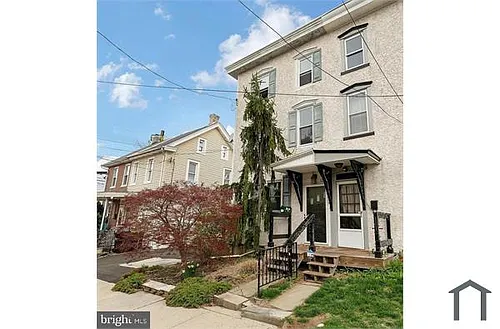 125 S 3rd St Photo 1