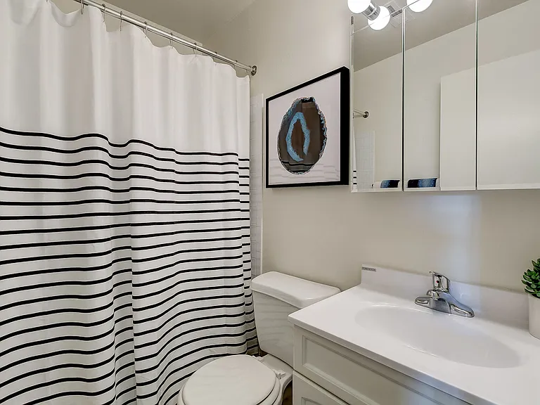 Doncaster Village Apartments — Photo 5