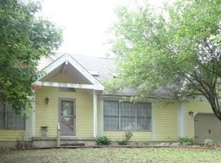 12 Fawn Dr, Butler, MO 64730