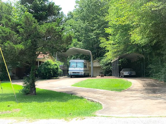 Extra covered parking