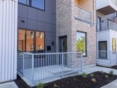 1027 Pacific St, Kansas City, MO, 64106