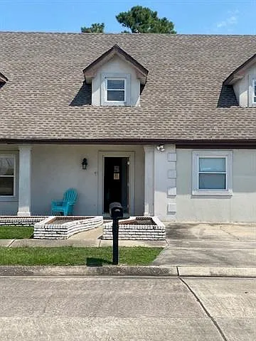 8401 Main Dr Photo 1
