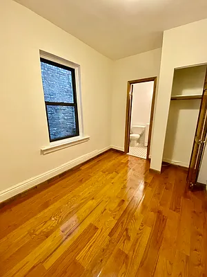 Rented by Avenues Real Estate | media 17