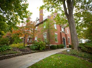 10 Beechcrest Ln, Cincinnati, OH 45206