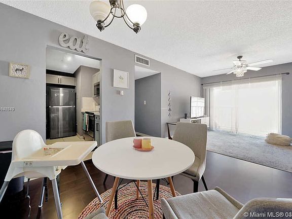 2nd image of 7411 SW 152nd Ave #6-201