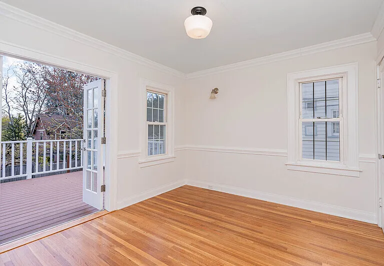 4814 36th Ave NE — Photo 5