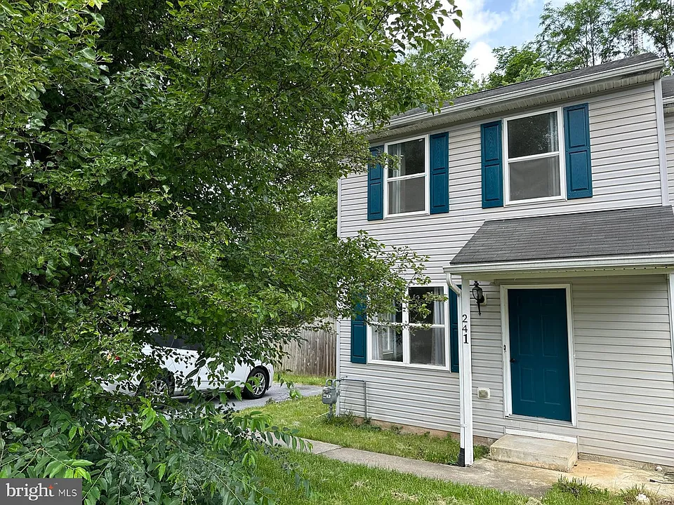 241 Merrbaugh Dr