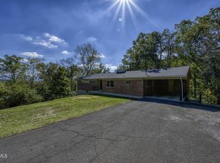 260 Indian Trl, Bristol, TN 37620