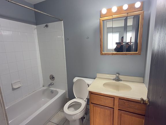 4th image of 2230 W Nichols Rd #F