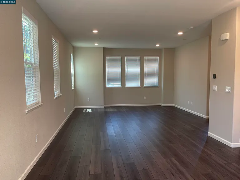 777 Country Club Dr — Photo 8