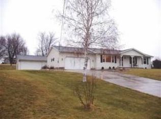 12119 93rd Avenue Ct, Coal Valley, IL 61240