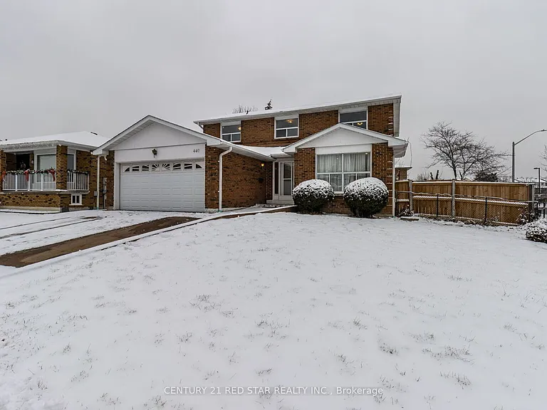 440 Rutherford Rd N — Photo 6
