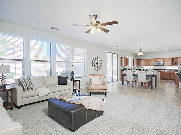 5th image of 4222 E Palm Beach Dr