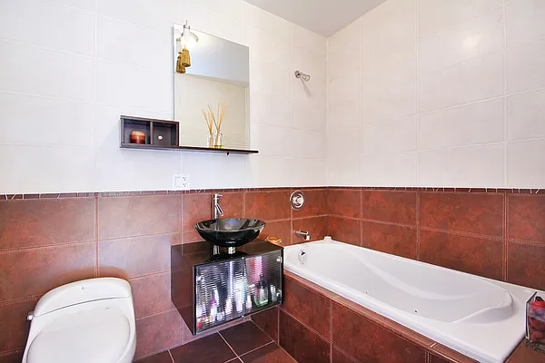 Sold by Compass | media 22