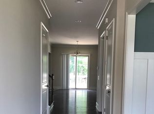 204 River Falls Dr, Apex, NC 27539
