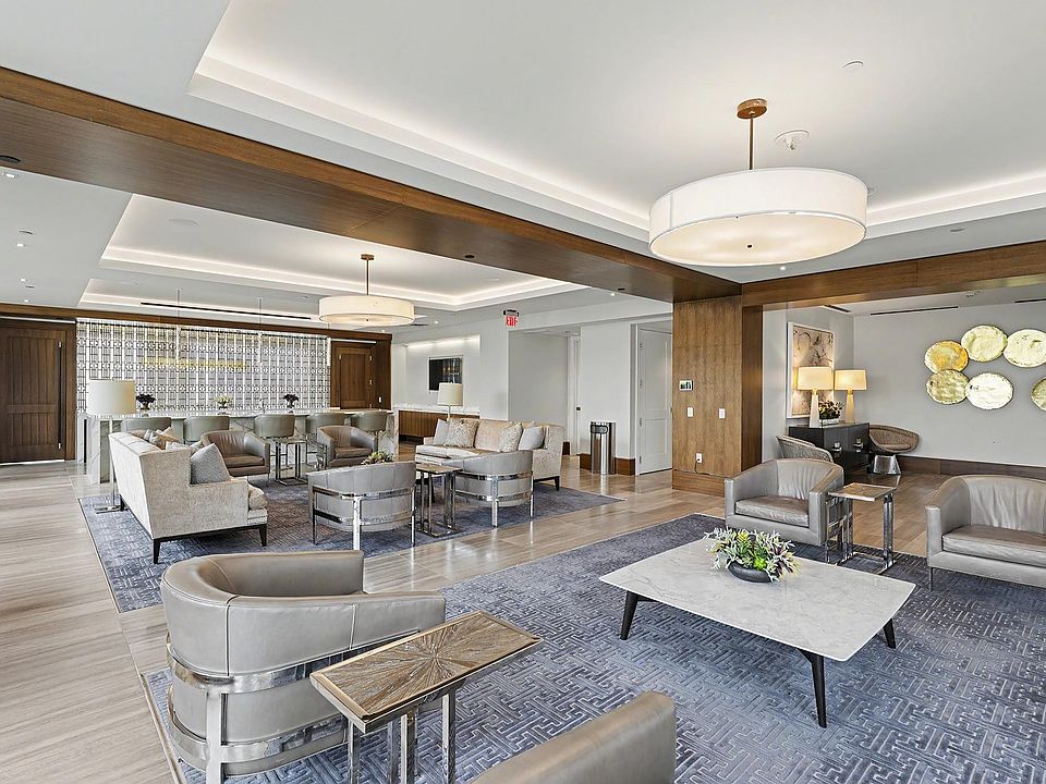 1st image of 2047 Westcreek Ln #403